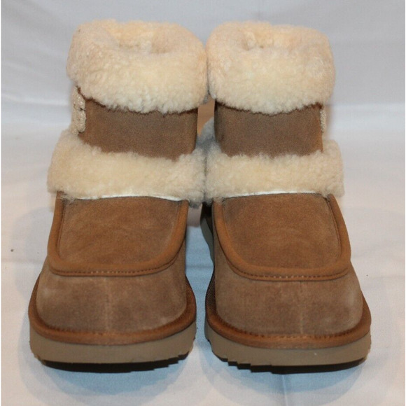 NIB UGG YOUTH 4 WOMEN'S 5.5-6 MINI SUEDE SHEARLING LINED BOOTS CHESTNUT - Picture 6 of 8